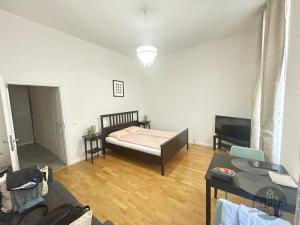 Pronájem bytu 1+kk, Praha - Nové Město, Štěpánská, 31 m2