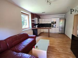 Prodej bytu 2+kk, Ostrava, Pampelišková, 55 m2