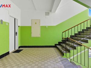 Prodej bytu 2+1, Karlovy Vary, K. Čapka, 57 m2