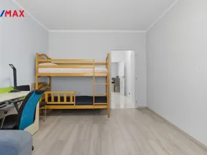 Prodej bytu 2+1, Karlovy Vary, K. Čapka, 57 m2