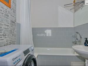 Prodej bytu 1+1, Stráž pod Ralskem, Máchova, 42 m2