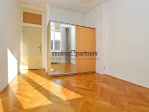 Pronájem bytu 2+kk, Praha - Smíchov, Štefánikova, 57 m2