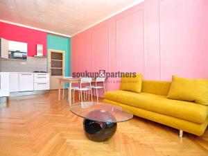 Pronájem bytu 2+kk, Praha - Smíchov, Štefánikova, 57 m2
