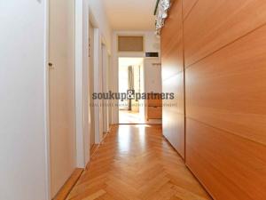 Pronájem bytu 2+kk, Praha - Smíchov, Štefánikova, 57 m2