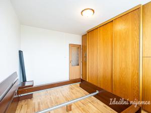Pronájem bytu 3+1, Praha - Horní Měcholupy, Livornská, 72 m2