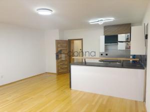 Pronájem bytu 3+kk, Praha, V Zeleném údolí, 78 m2