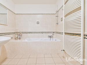 Prodej bytu 2+kk, Praha - Motol, Jeřabinová, 63 m2