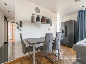 Pronájem bytu 3+1, Praha - Vysočany, Spojovací, 68 m2
