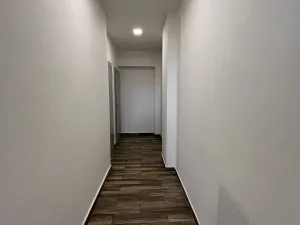 Pronájem obchodního prostoru, Ostrava, Macharova, 75 m2