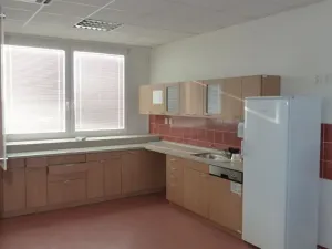 Pronájem kanceláře, Olomouc - Hodolany, tř. Kosmonautů, 300 m2