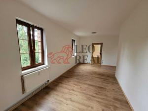 Pronájem bytu 3+kk, Nový Bor, Husova, 83 m2