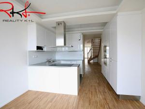Pronájem bytu 3+1, Praha, Řehořova, 131 m2