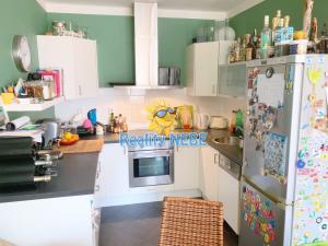 Pronájem bytu 2+kk, Praha - Vysočany, Jana Přibíka, 58 m2