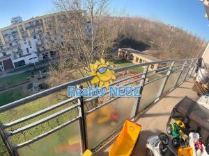 Pronájem bytu 2+kk, Praha - Vysočany, Jana Přibíka, 58 m2