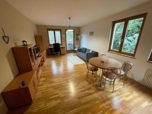 Pronájem bytu 2+kk, Praha - Vyšehrad, Neklanova, 66 m2