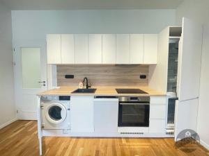 Pronájem bytu 1+kk, Praha - Nové Město, Ječná, 34 m2