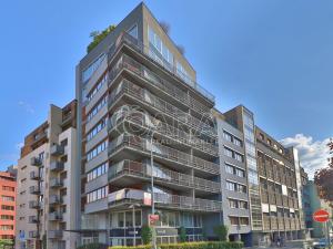 Pronájem bytu 2+kk, Praha - Vysočany, Podnádražní, 64 m2