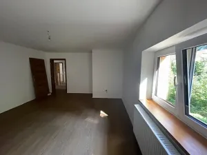 Pronájem rodinného domu, Petrovice, 338 m2
