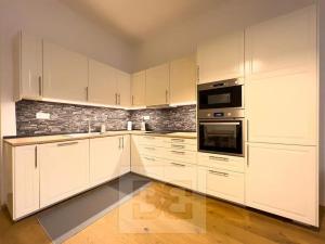 Pronájem bytu 2+kk, Praha - Vinohrady, Mánesova, 57 m2