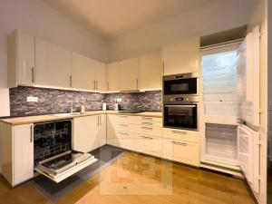 Pronájem bytu 2+kk, Praha - Vinohrady, Mánesova, 57 m2