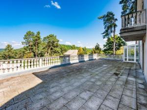 Prodej vily, Doksy - Staré Splavy, Lázeňský vrch, 535 m2