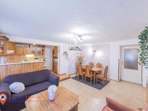 Prodej rodinného domu, Bernartice - Horní Heřmanice, 151 m2