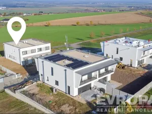 Prodej rodinného domu, Červené Pečky, Hrabáňova, 210 m2