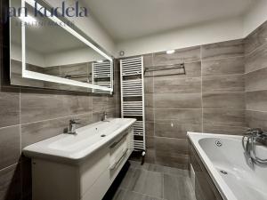 Pronájem rodinného domu, Rajhrad, Habrichova, 129 m2