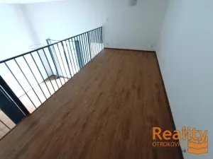 Pronájem bytu 2+kk, Zlín - Malenovice, Zahradní, 43 m2