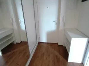 Pronájem bytu 2+kk, Zlín - Malenovice, Zahradní, 43 m2