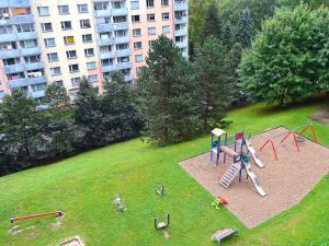 Prodej bytu 2+1, Liberec - Liberec VI-Rochlice, Sametová, 63 m2
