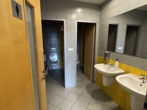 Pronájem kanceláře, Praha - Nusle, Doudlebská, 303 m2