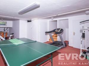 Prodej rodinného domu, Horní Branná, 300 m2