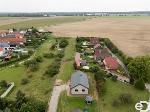 Prodej pozemku pro bydlení, Luštěnice, 2072 m2