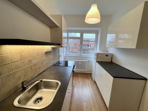 Pronájem bytu 3+1, Hradec Králové, Labská kotlina, 87 m2
