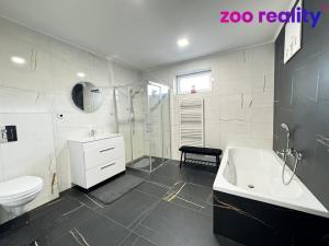 Prodej rodinného domu, Černovice, 140 m2
