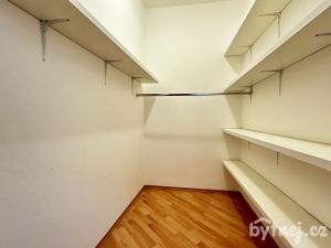 Pronájem bytu 2+kk, Hustopeče, U Větrolamu, 70 m2