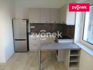 Pronájem bytu 2+kk, Uherské Hradiště - Mařatice, Na Zápovědi, 39 m2