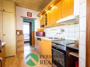 Prodej bytu 3+1, Komárov, Okružní, 65 m2