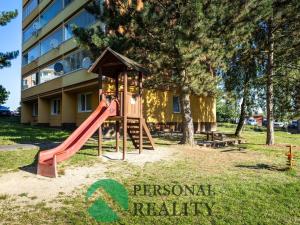 Prodej bytu 3+1, Komárov, Okružní, 65 m2