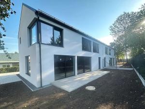 Prodej rodinného domu, Strančice, 142 m2