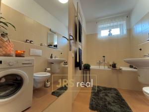 Pronájem bytu 1+kk, Zlín, Zelinova, 35 m2