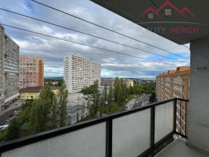 Pronájem bytu 2+1, Chomutov, Březenecká, 62 m2