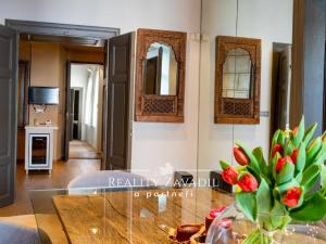 Pronájem bytu 3+1, Praha - Malá Strana, Mostecká, 105 m2