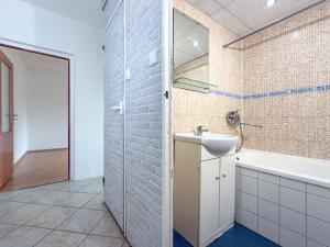 Pronájem bytu 2+1, Chomutov, Kamenný vrch, 60 m2