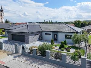 Pronájem rodinného domu, Březno, Pod Lesem, 120 m2