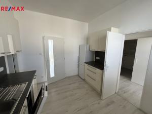 Pronájem bytu 2+1, Zlín, třída Tomáše Bati, 70 m2