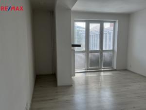 Pronájem bytu 2+1, Zlín, třída Tomáše Bati, 70 m2
