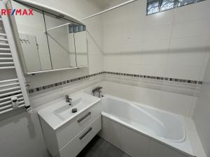 Pronájem bytu 2+1, Zlín, třída Tomáše Bati, 70 m2