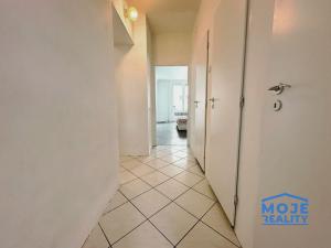 Prodej bytu 2+1, Karlovy Vary, K. Čapka, 55 m2